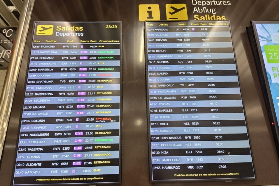 Volo rientra a Bologna in nottata. Ryanair