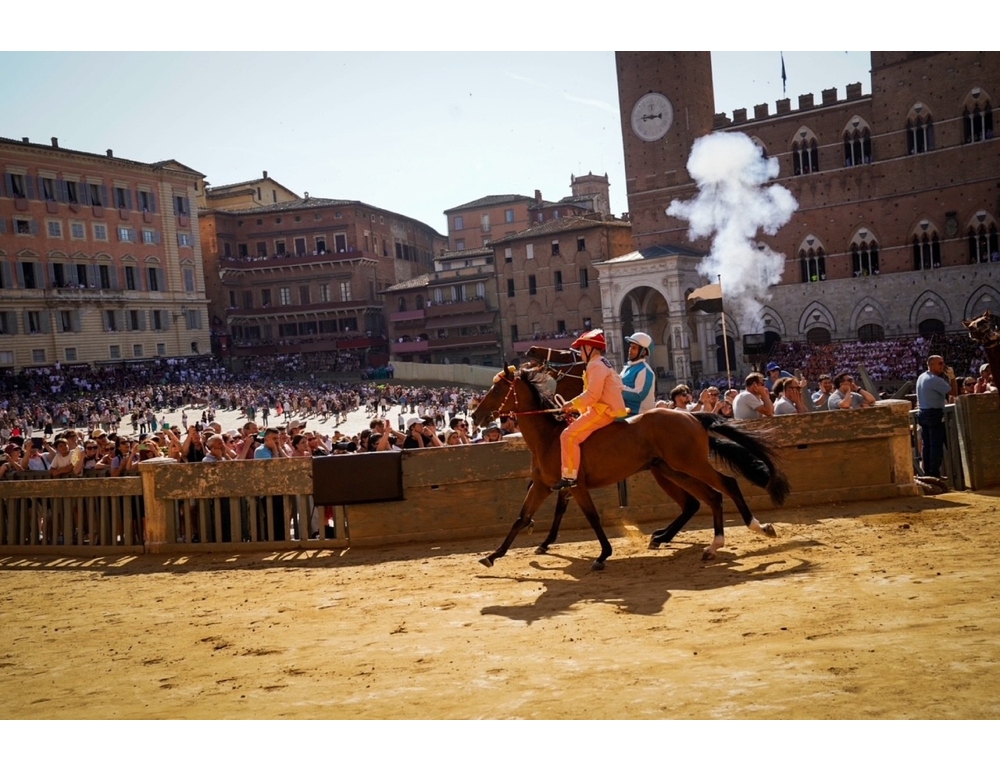 Palio di Siena, Valdimontone vince la quarta prova