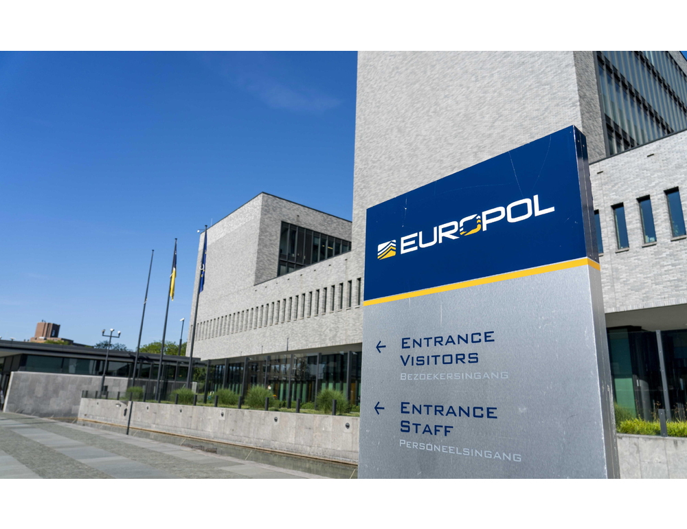 Pianificavano online gli stupri alle mogli, 57 arresti di Europol in vari Paesi