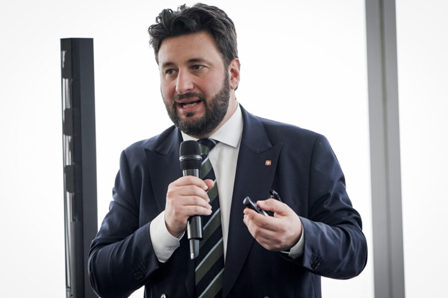 "Con la firma del nuovo contratto aumenti stipendiali significativi"