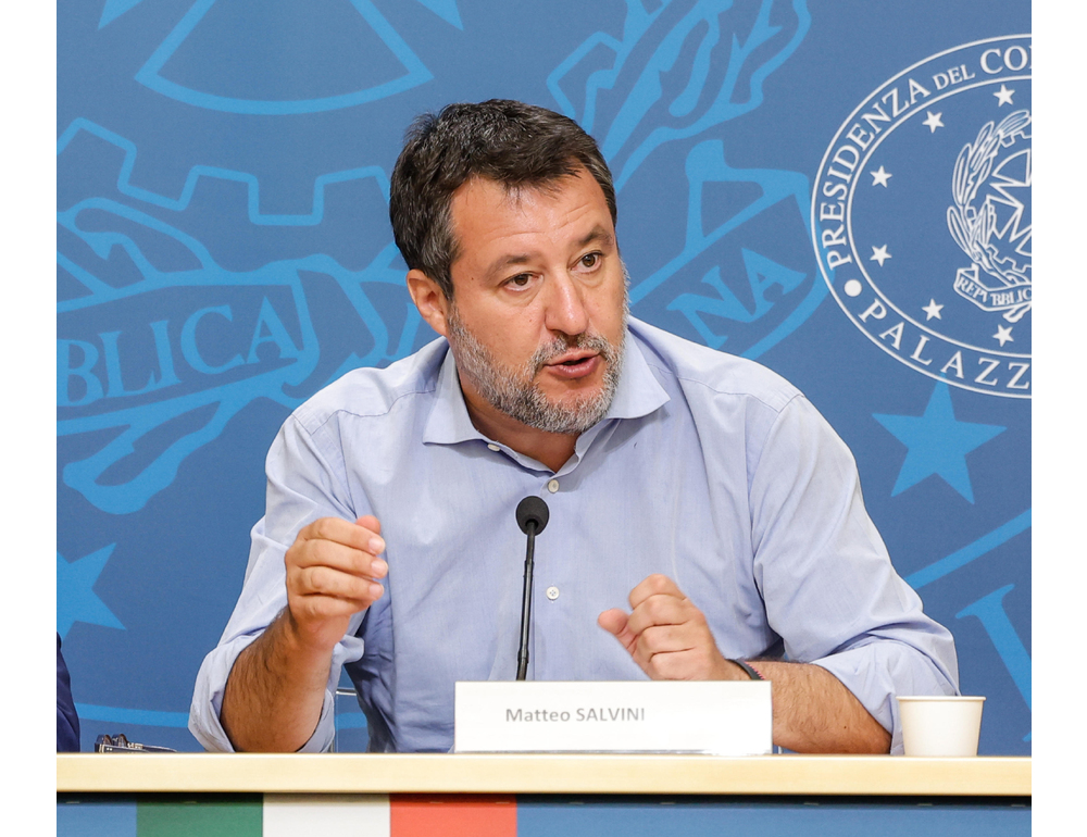 Salvini, ‘bene lo stop di Schengen, passa la linea della Lega’