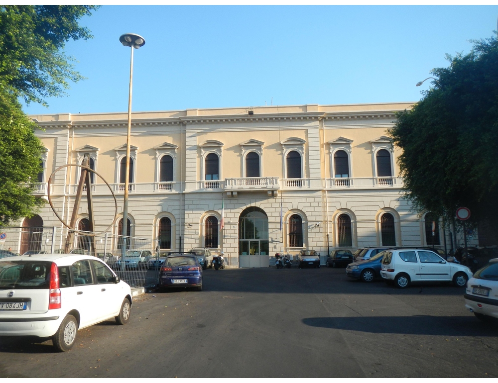 Scontro tra detenuti rivali nel carcere di Catania, inchiesta per rivolta