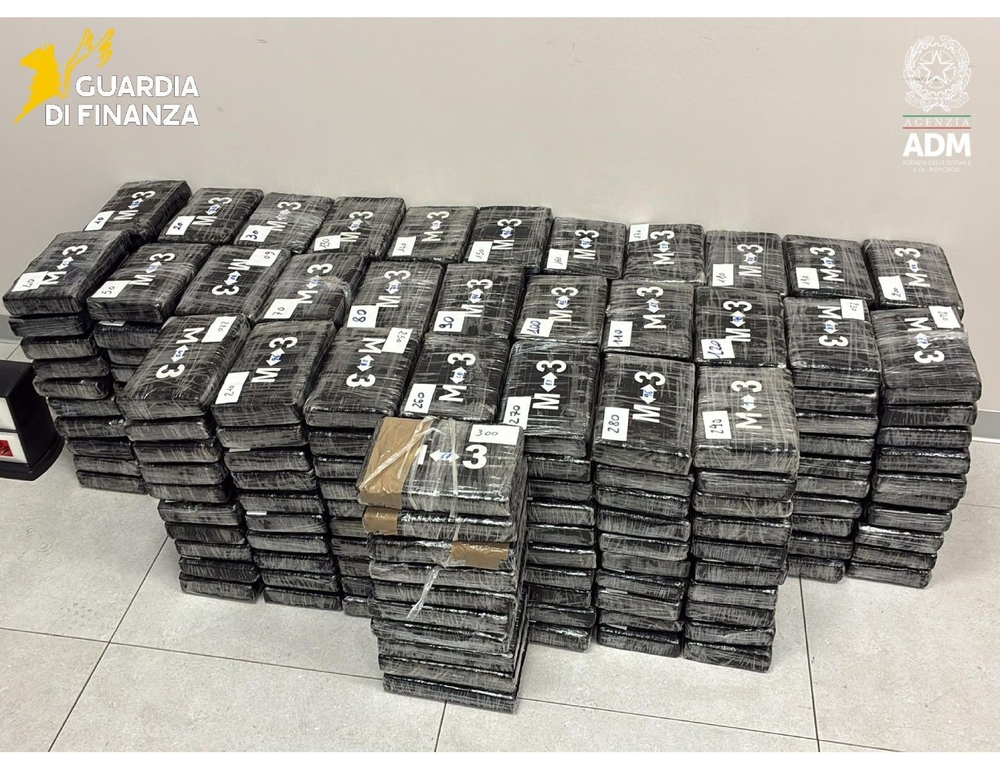 Sequestrati oltre 300 chili di cocaina nel porto di Vado Ligure
