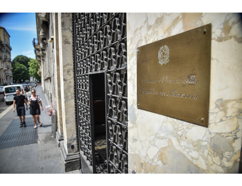 Si diceva pronta al martirio nel nome di Allah, arrestata 17enne