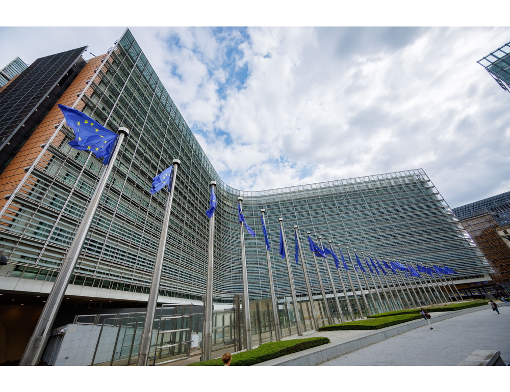 Stime Ue, da blocco price cap sul petrolio -3,5 miliardi per Mosca in un anno