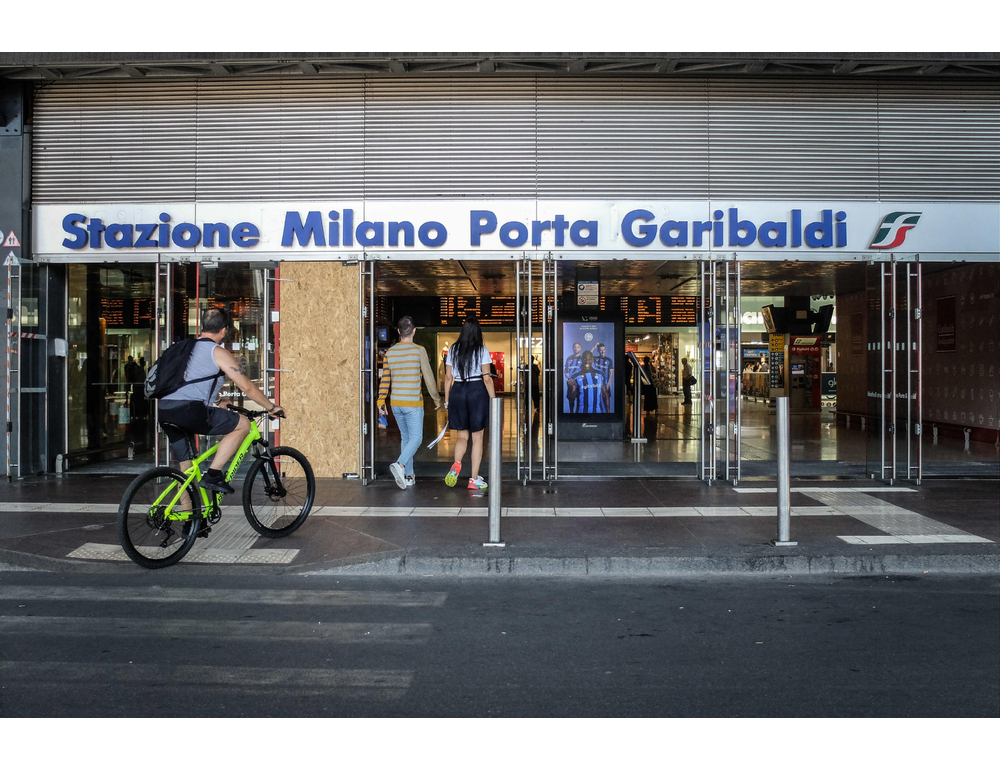 Sul nodo ferroviario di Milano ritardi dei treni fino a oltre due ore