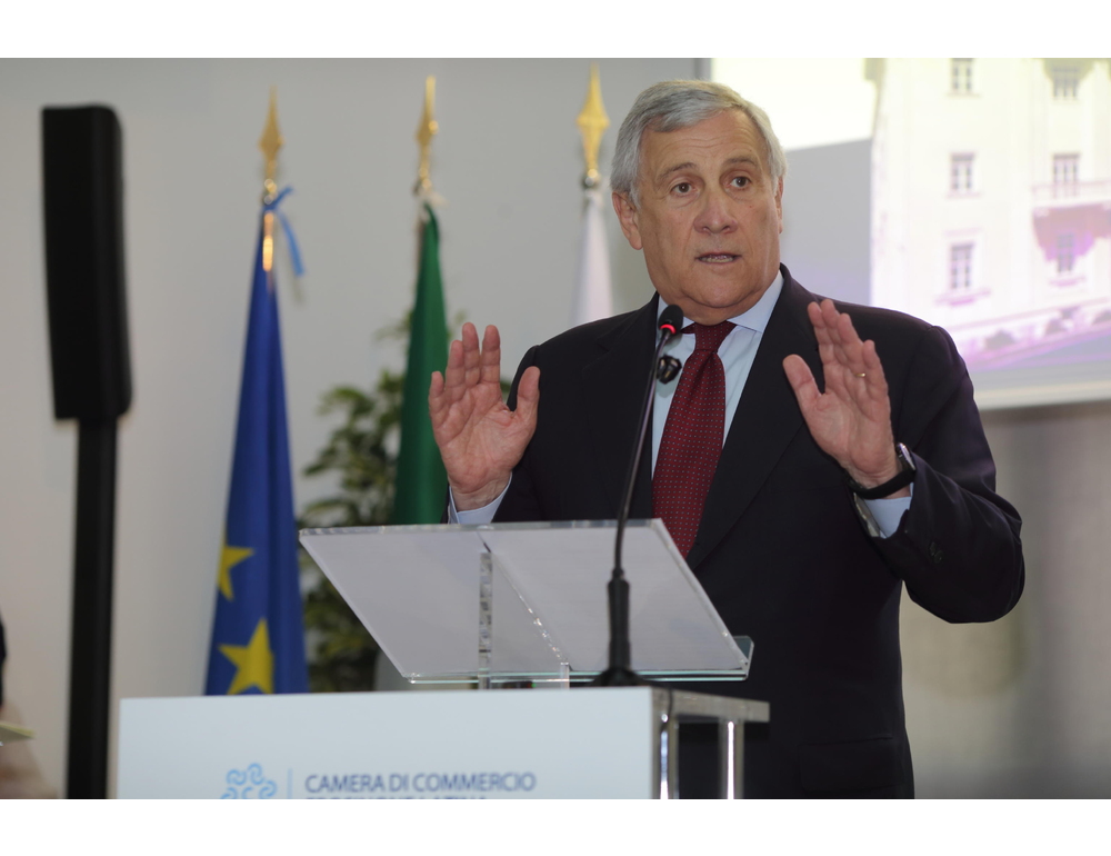 Tajani, Ambasciata al Cairo ha chiesto la grazia presidenziale per Nessy Guerra