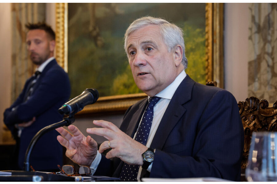 Il ministro degli esteri commenta la minaccia su un quotidiano iraniano