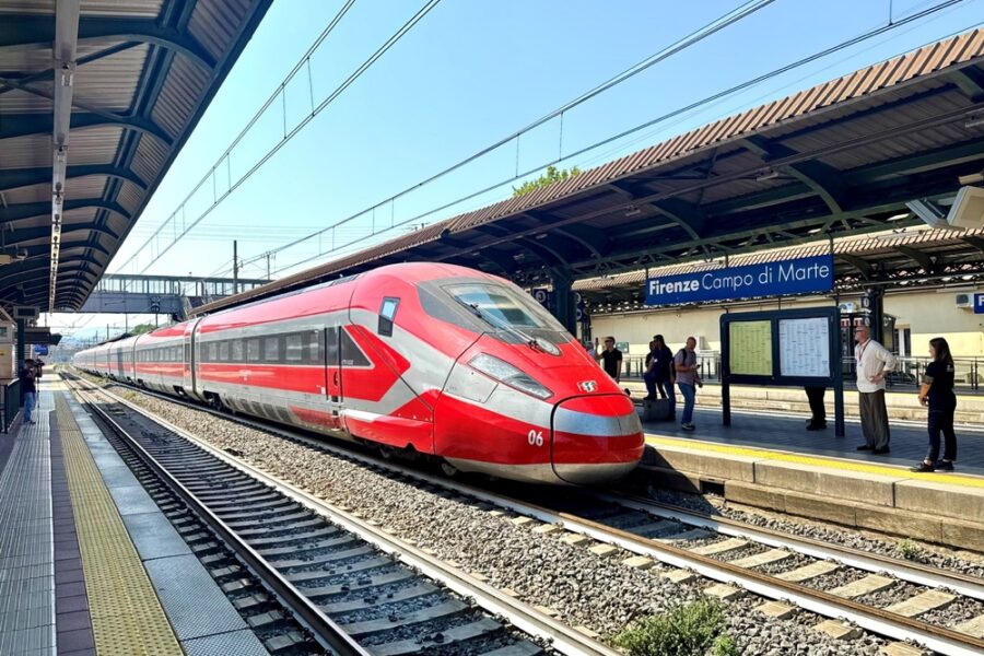 Convogli marciano di nuovo nella tratta urbana chiusa per varo del nuovo ponte al Pino
