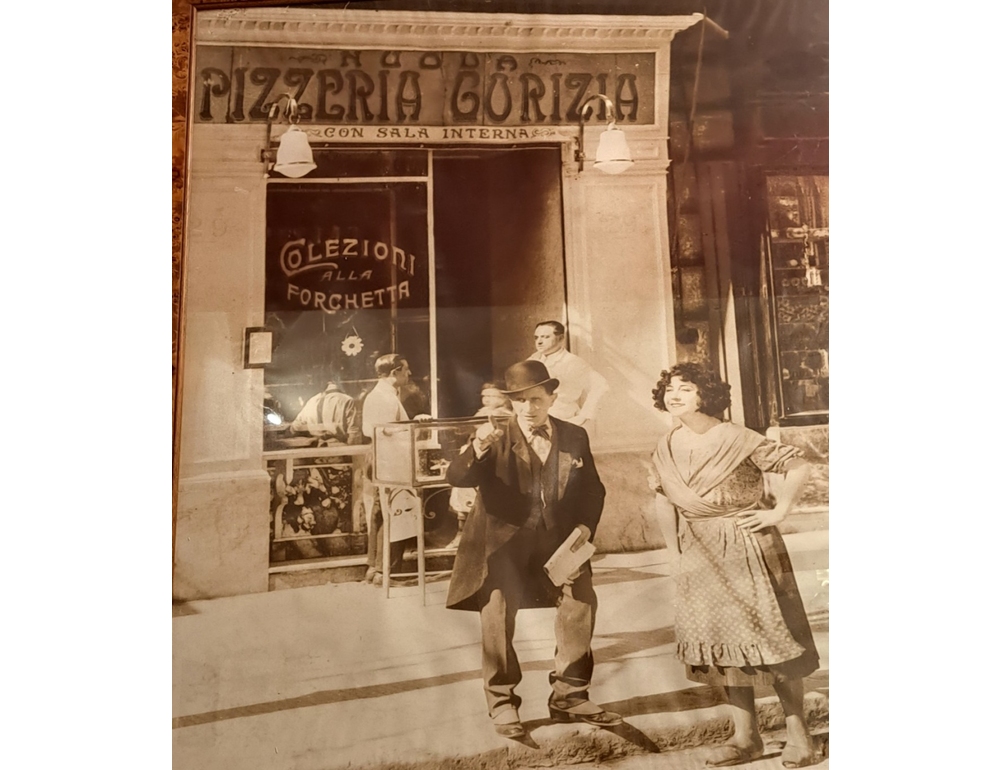 Un apparente controsenso della gastronomia, la pizzeria ‘Gorizia’ a Napoli