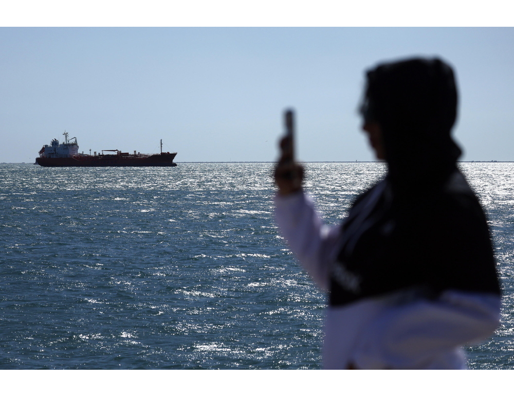 Usa, ‘colpita una petroliera che tentava di forzare il blocco navale sull’Iran’