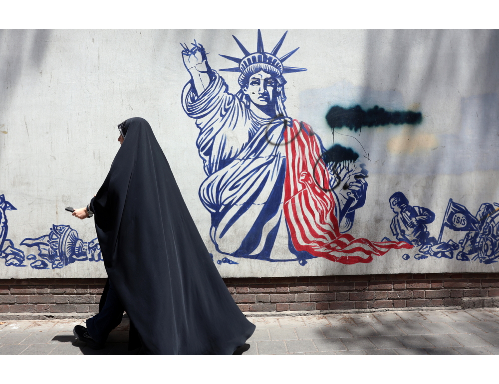 Usa impongono nuove sanzioni all’Iran, nel mirino anche la banca centrale