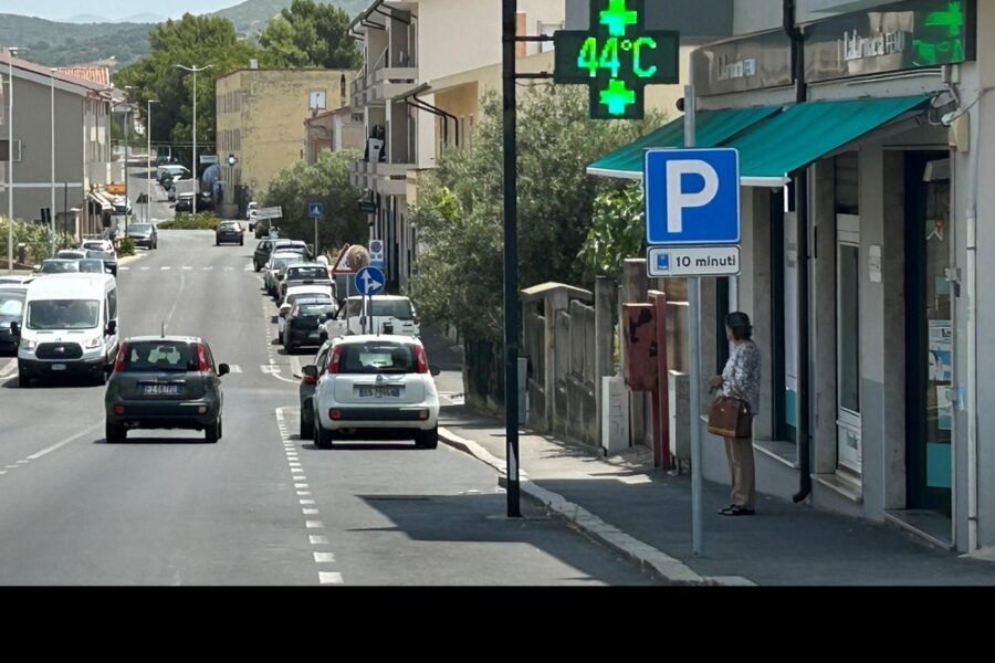 iLMeteo.it: "Nelle prossime ore picco di 46 gradi in Sardegna e 45° in Sicilia"