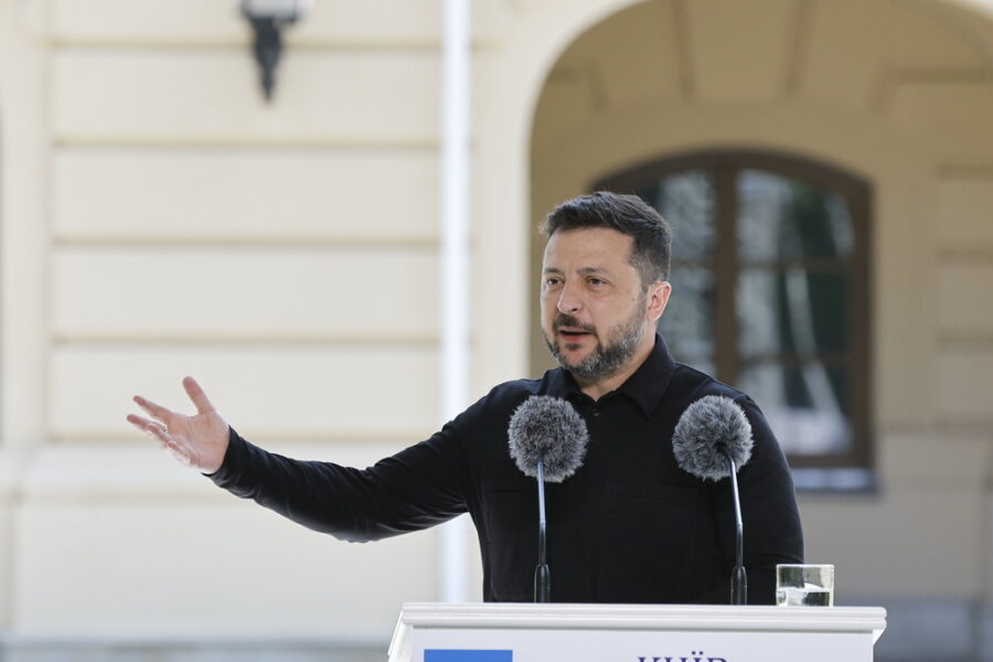 Lo comunica in un messaggio su Telegram