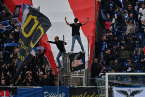 Como 1907 e nuove regole per gli abbonamenti: si infiamma la polemica sui social
