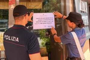 Risse, alcol e droga, bar di Mariano chiuso per 20 giorni dal questore