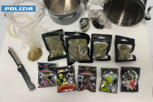 Villa Guardia, nasconde in auto cannabis pronta per lo spaccio. Giovane denunciato dalla polizia