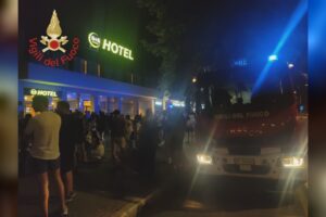 Como, spray urticante nell’impianto di condizionamento. Evacuato il B&B di viale Innocenzo XI