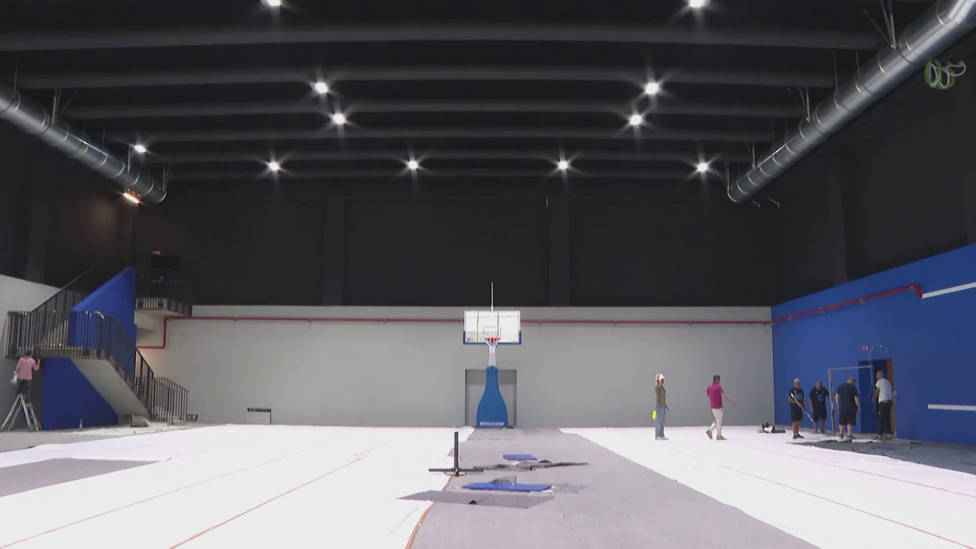Nuova Arena di Cantù, completata la copertura, Allestimento finale per la palestra