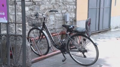 Polemiche sulla nuova Ztl di Como: raccolta firme, biciclettata di protesta e molte critiche