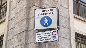 Nuova Ztl a Como, il sindaco: “Nessuna limitazione per i disabili”. Negretti replica