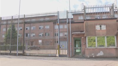 Como, rientra in carcere con 14 ore di ritardo e ovuli di droga nello stomaco