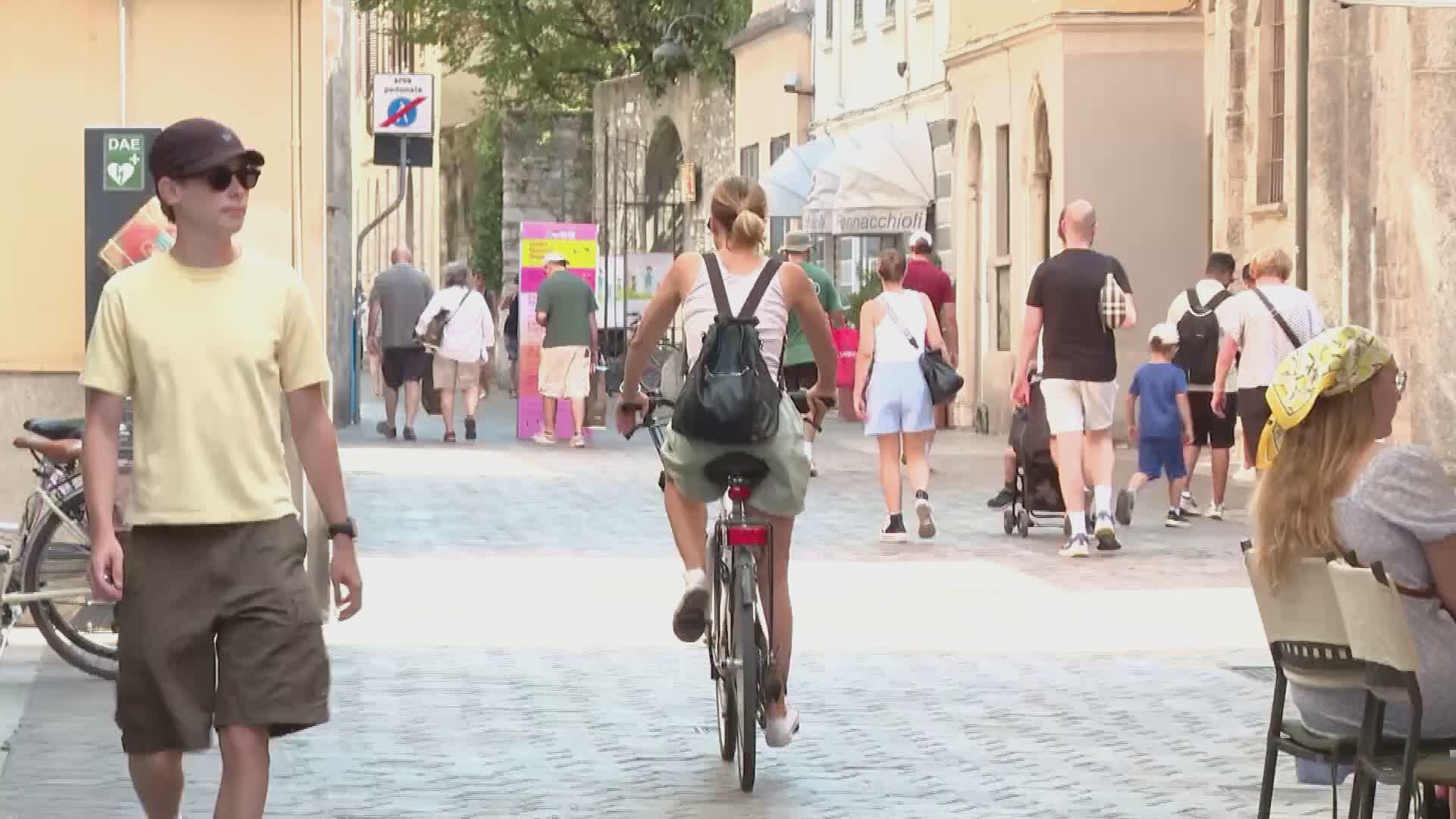 Limitazioni alle bici, non solo Como: le restrizioni in altre note località italiane ed europee