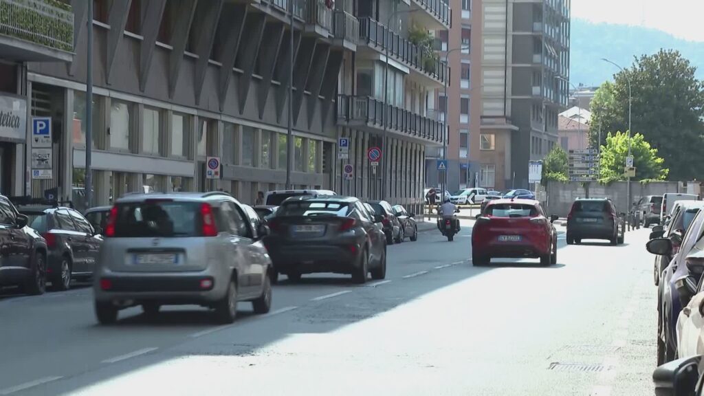 Como, spaccata in viale Masia: il ladro rintracciato grazie alle telecamere di videosorveglianza