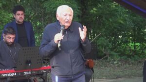 Auguri Mogol: 90 anni tra musica e Brianza. Carugo, Anzano e la A9 protagonisti dei successi