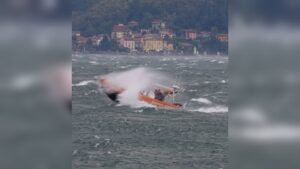 Lenno, 12 persone salvate dalla guardia costiera durante il temporale di ieri