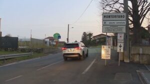 Montorfano, uomo di 49 anni trovato a terra ferito in modo grave. Accertamenti dei carabinieri