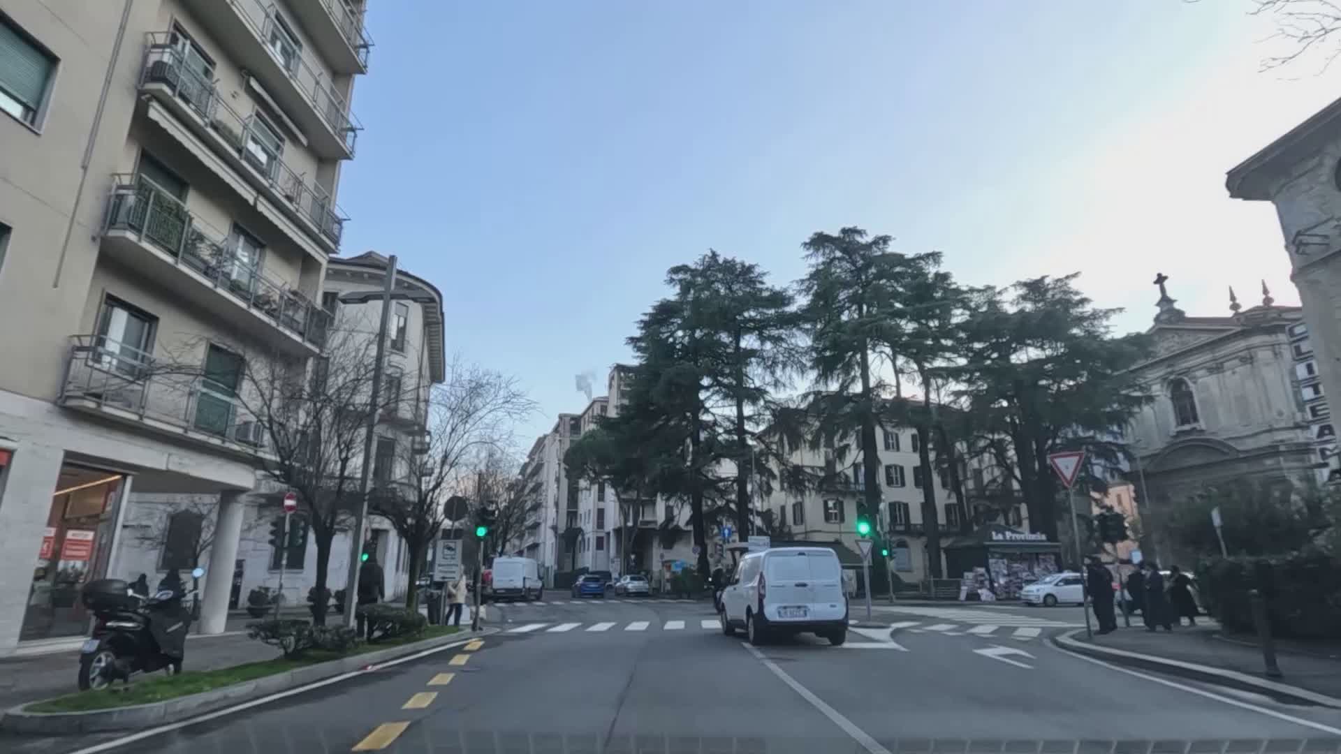 Viale Varese, lavori per oltre tre mesi. Possibili disagi al traffico