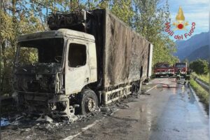 Incendio camion Sorico