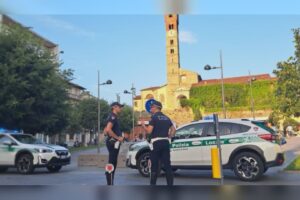Provano a rubare un’auto del Comune di Cantù, scoperti e denunciati dalla polizia locale