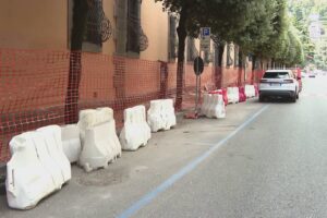Como, cantieri in corso. Corsia chiusa in viale Varese fino a fine novembre