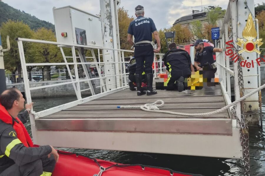 15181 Rischia di annegare nel lago a SantAgostino 21enne salvato da un carabiniere 1787733628