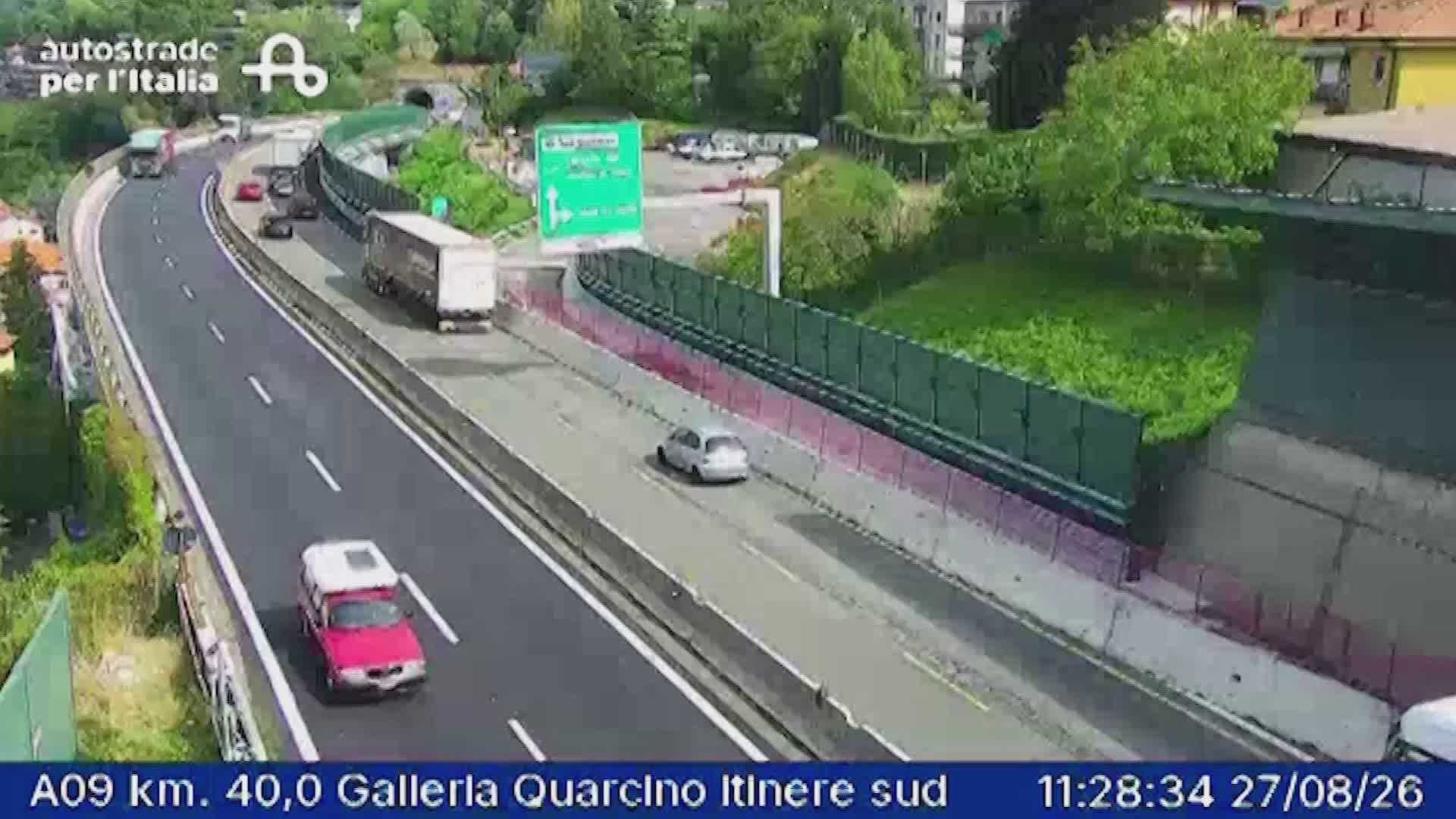 Rientro vacanze, weekend da bollino rosso. Sulla A9 già code in direzione Svizzera