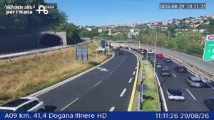 Rientro vacanze, weekend da bollino rosso. Sulla A9 già code in direzione Svizzera