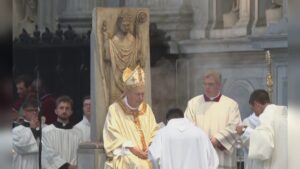Como celebra Sant’Abbondio. Il messaggio del cardinale Cantoni: “Fermare l’aggressività”