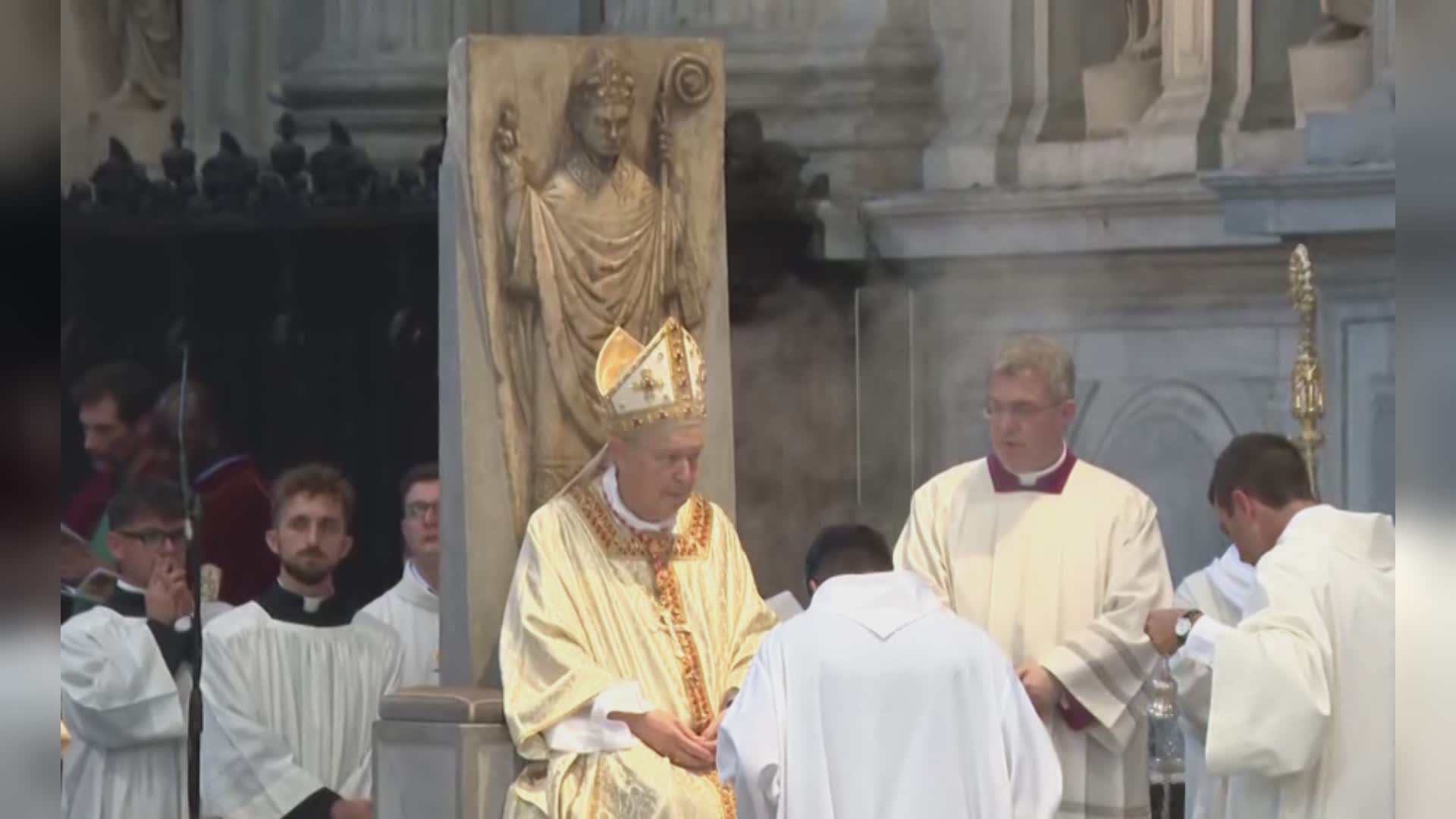 Como celebra Sant’Abbondio. Il messaggio del cardinale Cantoni: “Fermare l’aggressività”