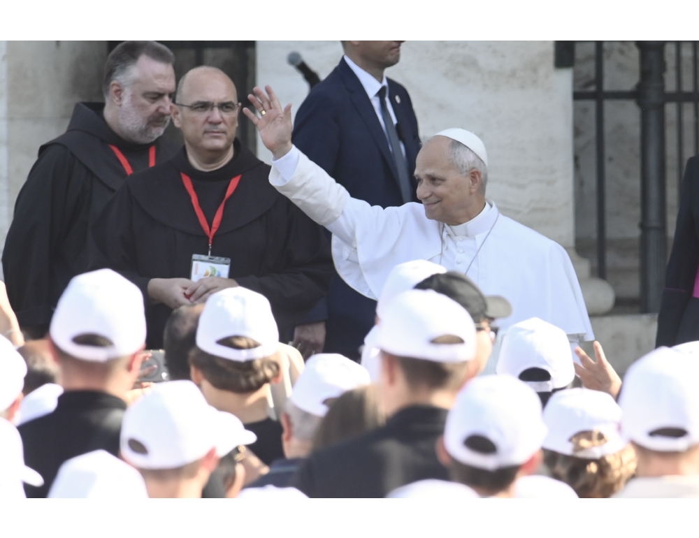 ++ Il Papa, fantasmi e nemici inventati per imporre il proprio potere ++
