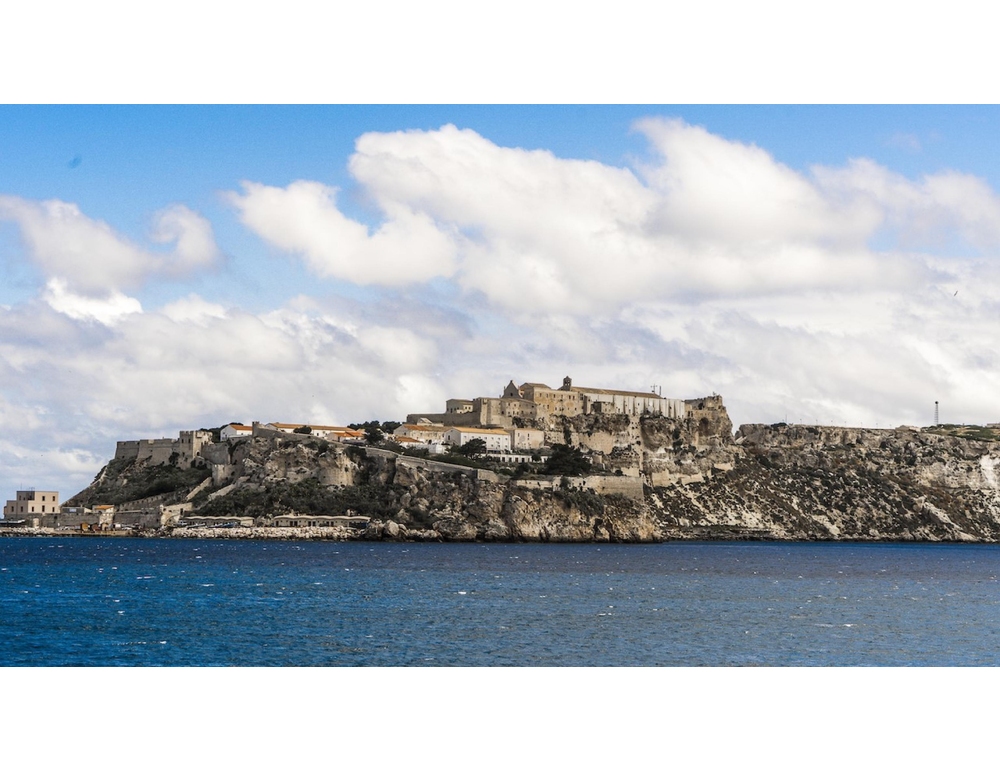 Alle Tremiti isola San Nicola senza acqua, disagi per turisti e abitanti