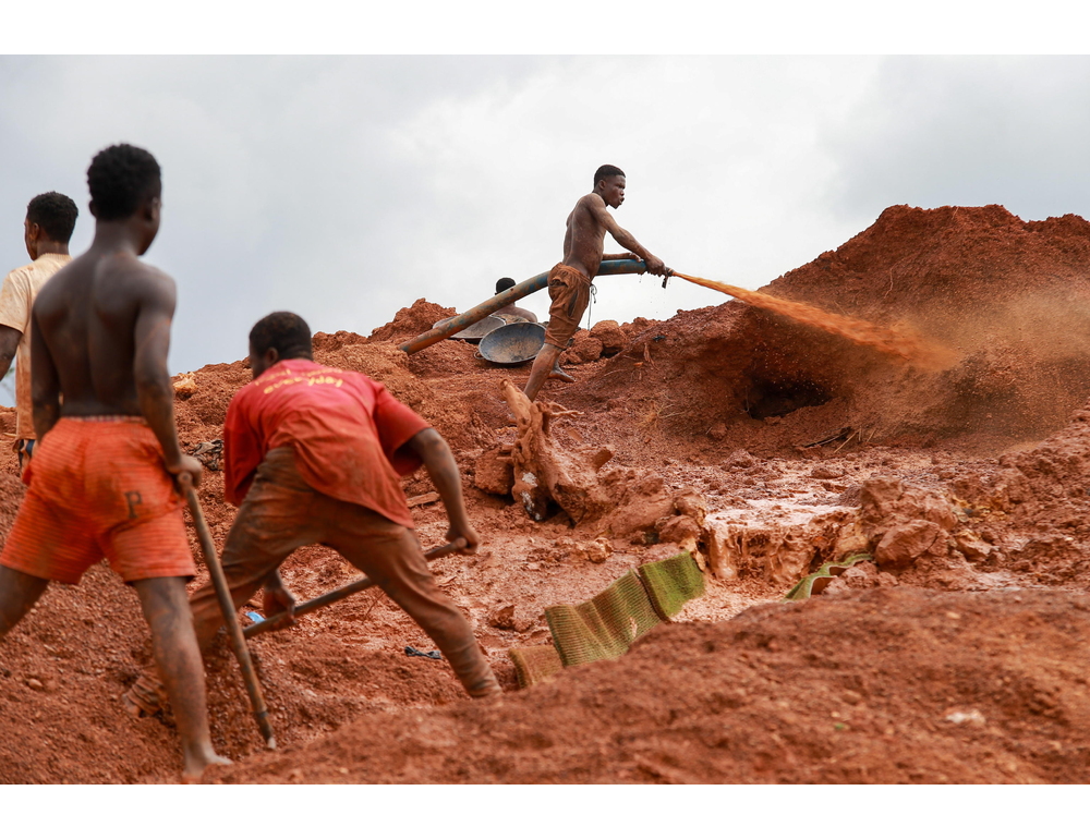 Almeno 100 morti nel crollo di una miniera d’oro in Repubblica Centrafricana