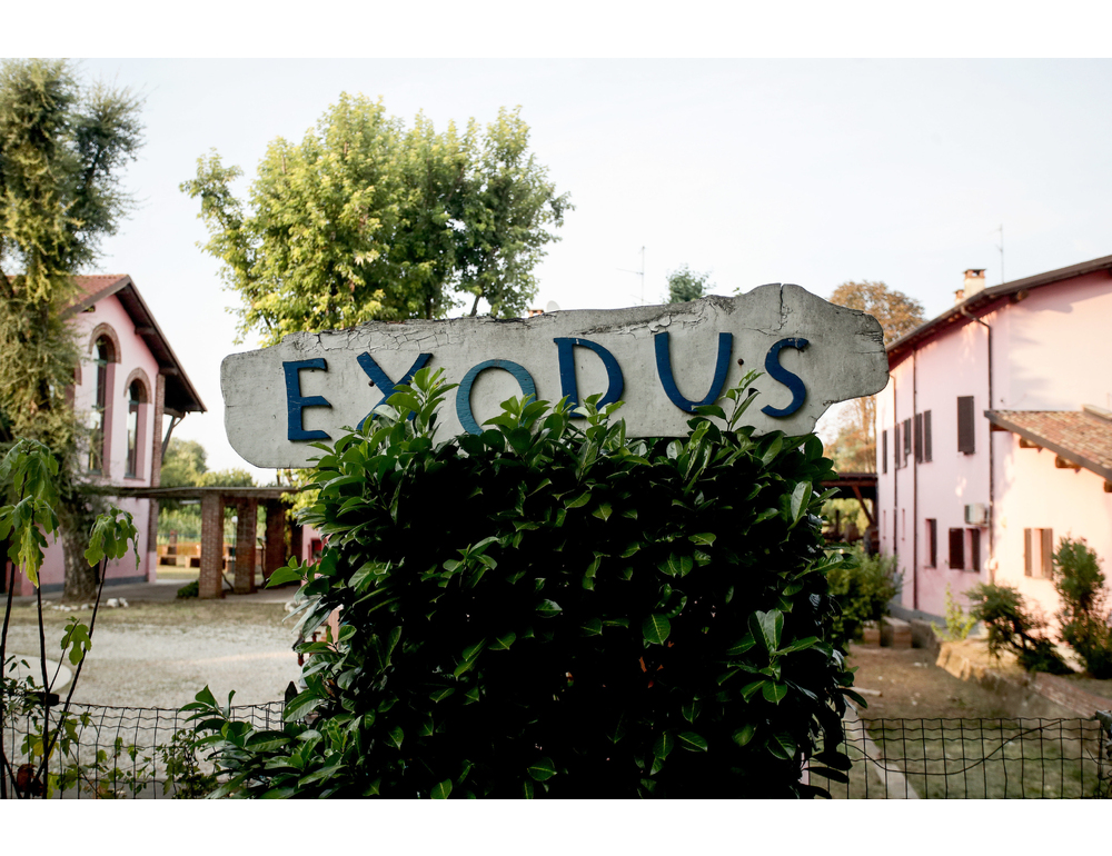 Aperta la camera ardente di don Mazzi nella sede di Exodus
