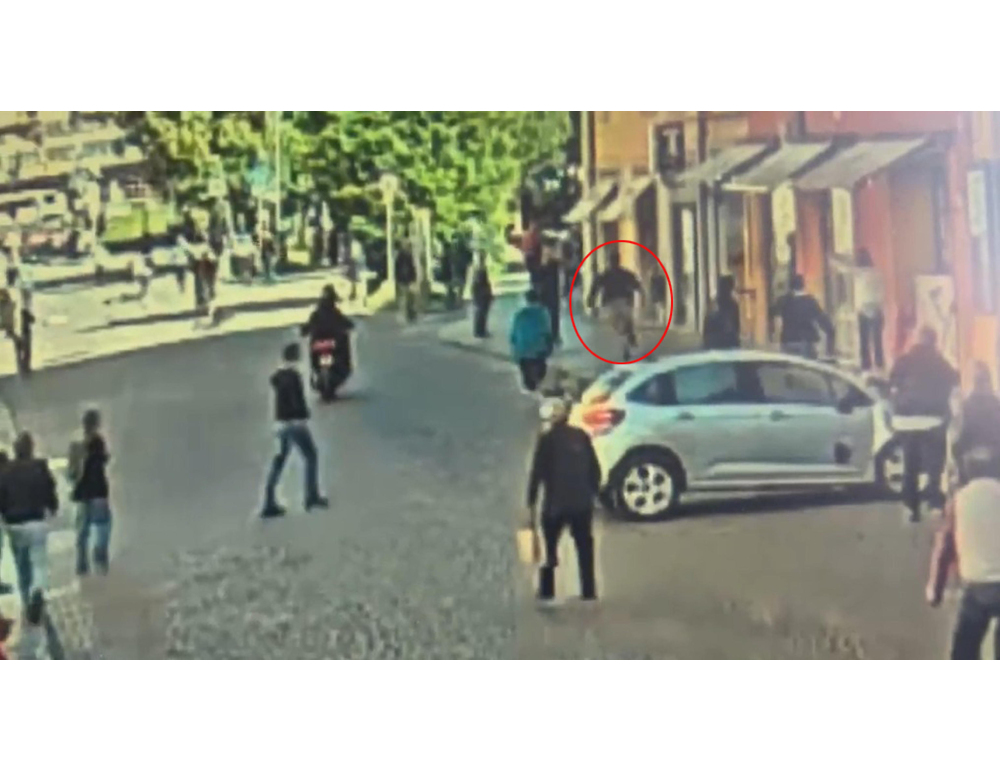 Auto sulla folla a Modena, ‘Pm contestino la premeditazione a El Koudri’