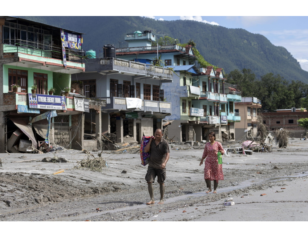 Autorità Nepal, ‘il bilancio delle vittime dell’alluvione sale a 538’