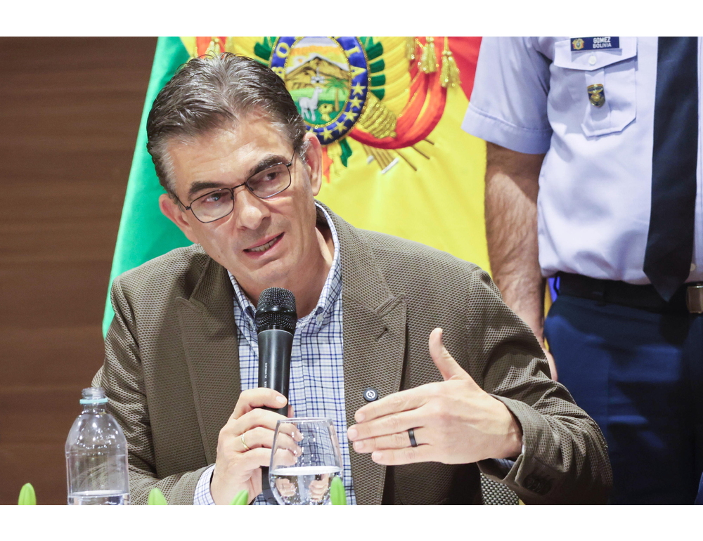 Bolivia, il presidente Paz riduce da 14 a 12 i suoi ministeri