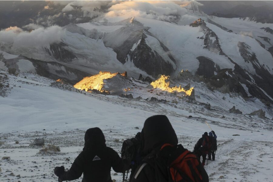 Per il maltempo invernale il valico del Cristo Redentor è chiuso da 18 giorni