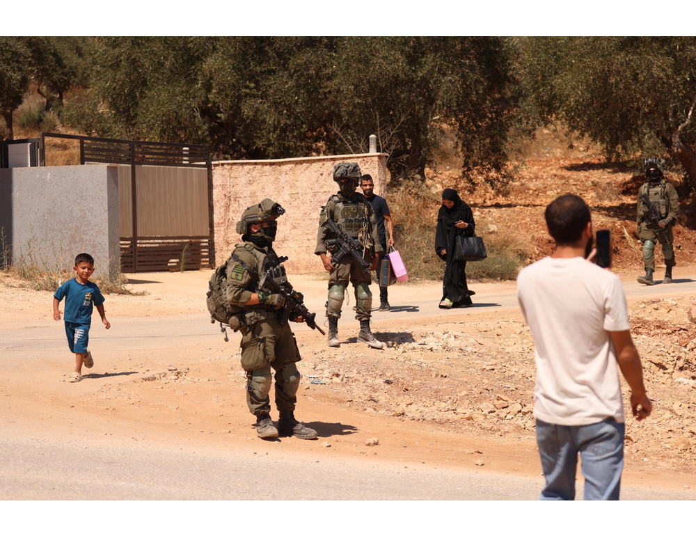 Cinque italiani nel villaggio palestinese assediato dai coloni israeliani