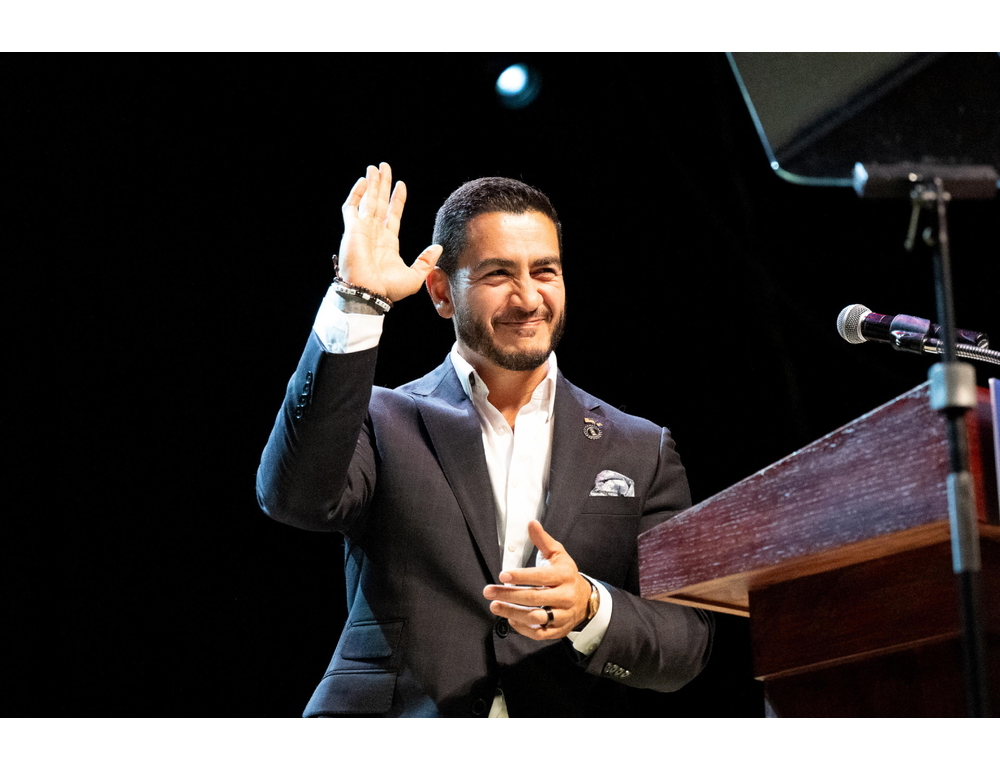 Cnn, Abdul El-Sayed ha vinto la candidatura dem in Michigan